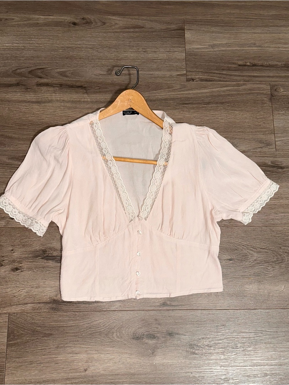 Pale Pink Lace-Trim Button Front Blouse Cropped Top V-Neckline